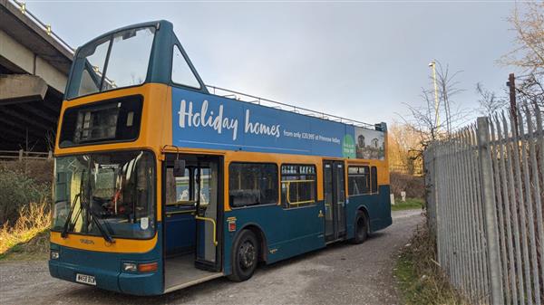 2000 Volvo open top bus