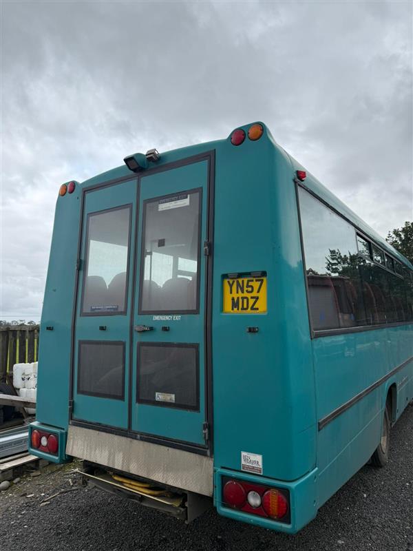 2007 Mercedes Vario 813 Plaxton Beaver series 3