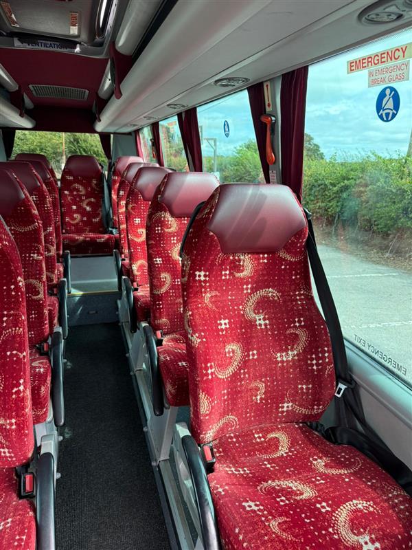 2009 Mercedes 515 cdi  Sprinter 16 seater 