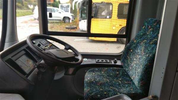 2002 VOLVO B7 DOUBLE DECKER BUS 2002 VOLVO B7 DOUBLE DECKER BUS