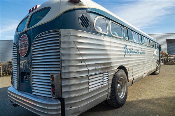 1948 Greyhound Silversides bus 1948 Greyhound Silversides bus